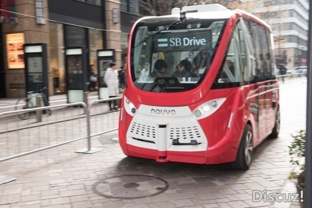 无人驾驶时代就在眼前 自动巴士在日本测试